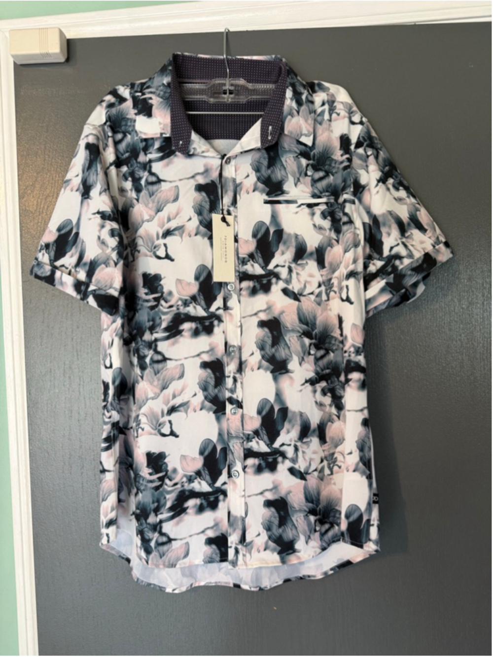 Men's 7DIAMONDS Casual Button Down Shirt M White Black Floral